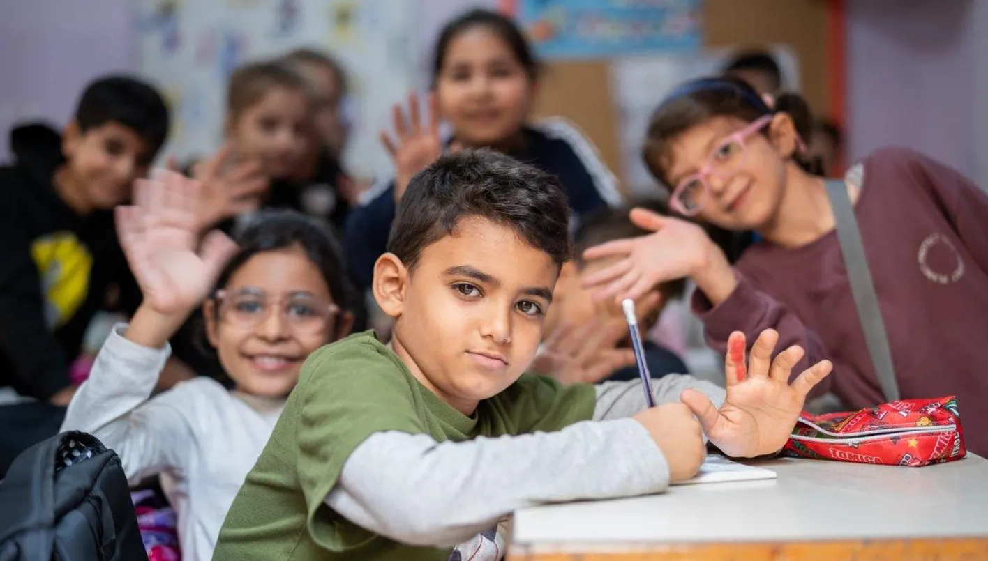 تطوير مناهج التعليم في المدارس